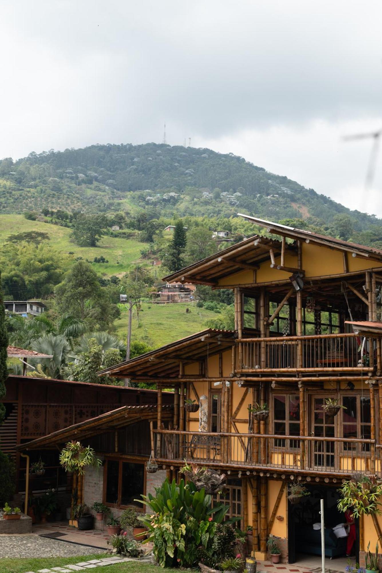 Hotel Pachamama Campestre Dosquebradas Esterno foto